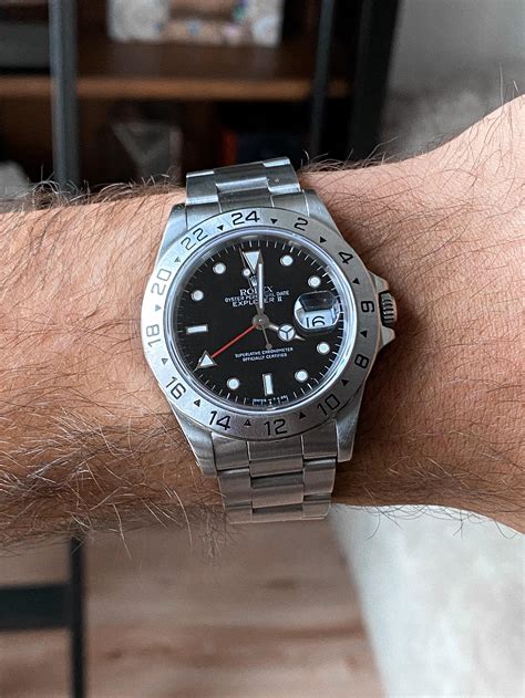 explorer black rolex